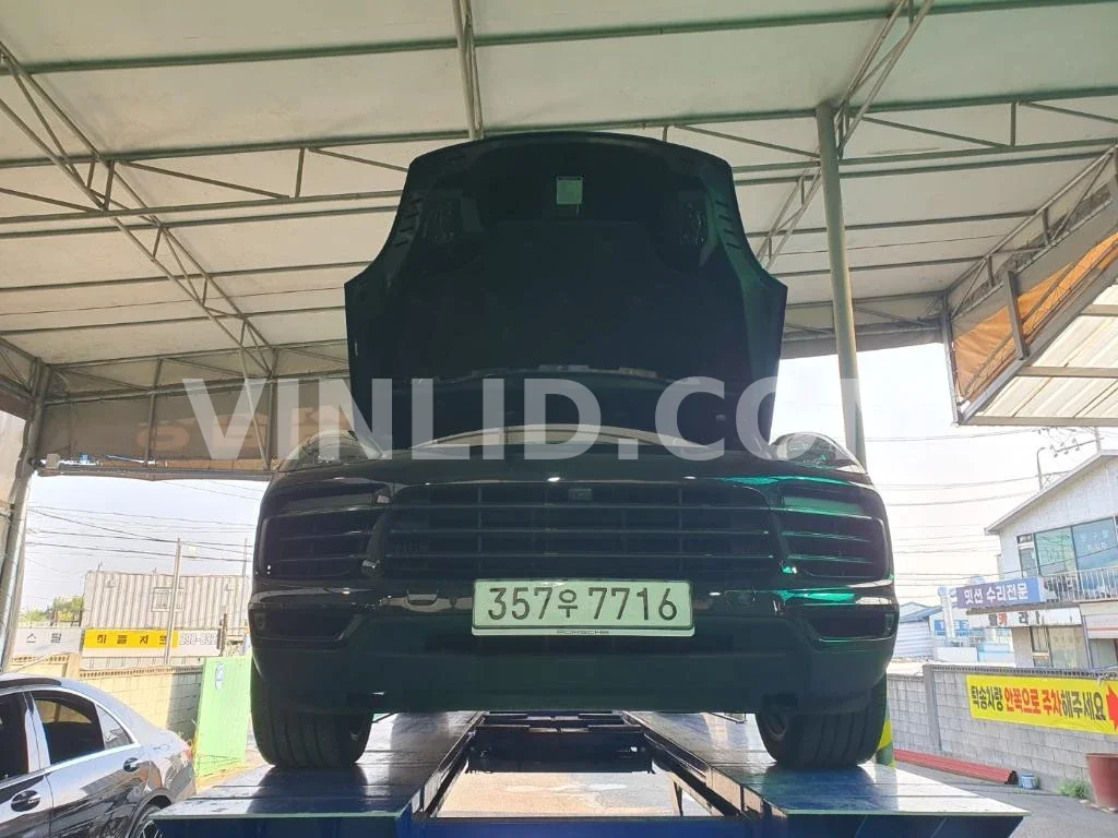 2020 Porsche Cayenne COUPE (5 Seater ) - Photo 1
