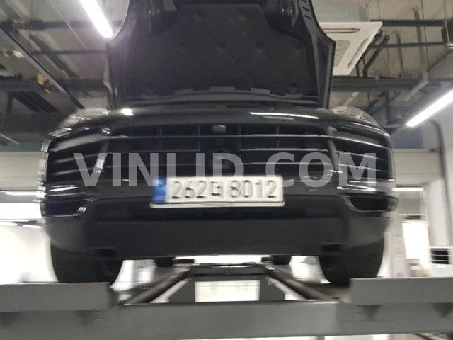 2022 Porsche Cayenne - Photo 1