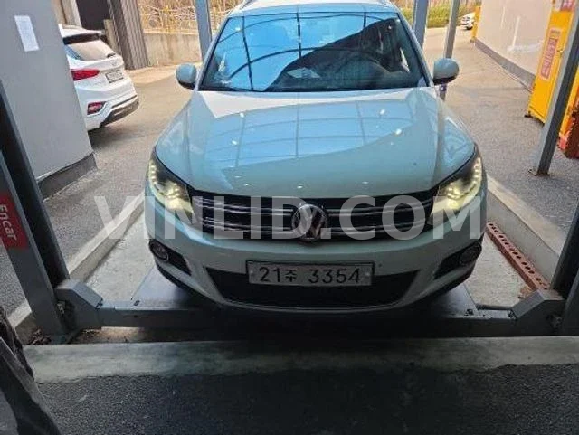 2012 Volkswagen New Tiguan - Photo 1