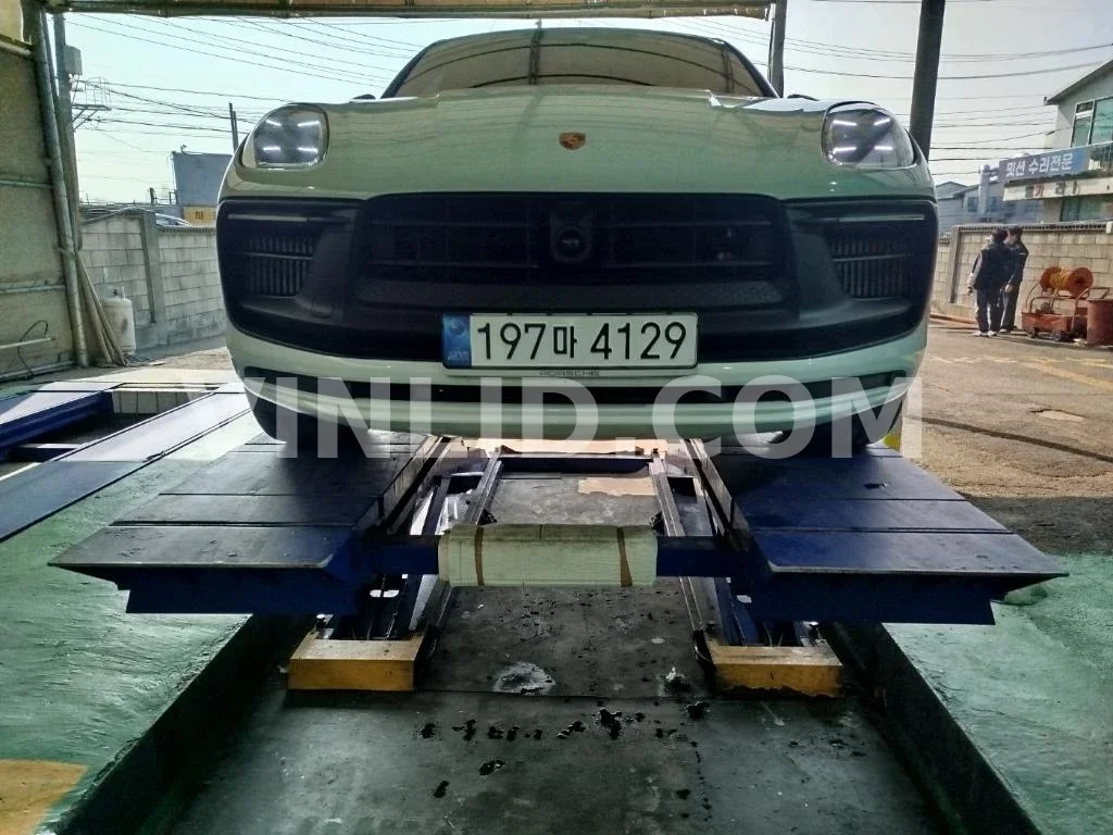 2022 Porsche Macan GTS - Photo 1