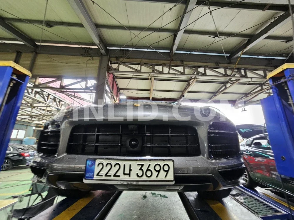 2021 Porsche Cayenne E-Hybrid COUPE (5 Seater) - Photo 1