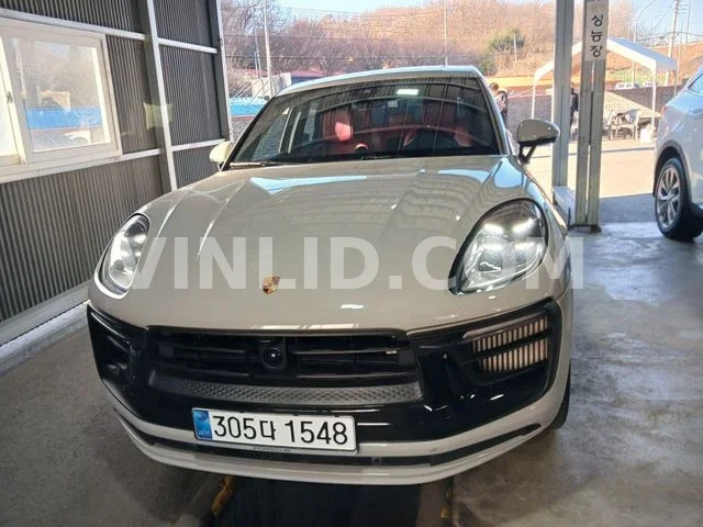2023 Porsche Macan S - Photo 1