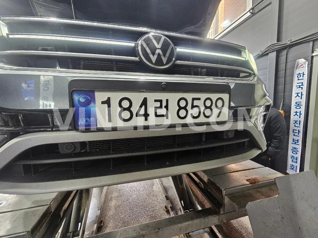 2023 Volkswagen Tiguan Allspace - Photo 1