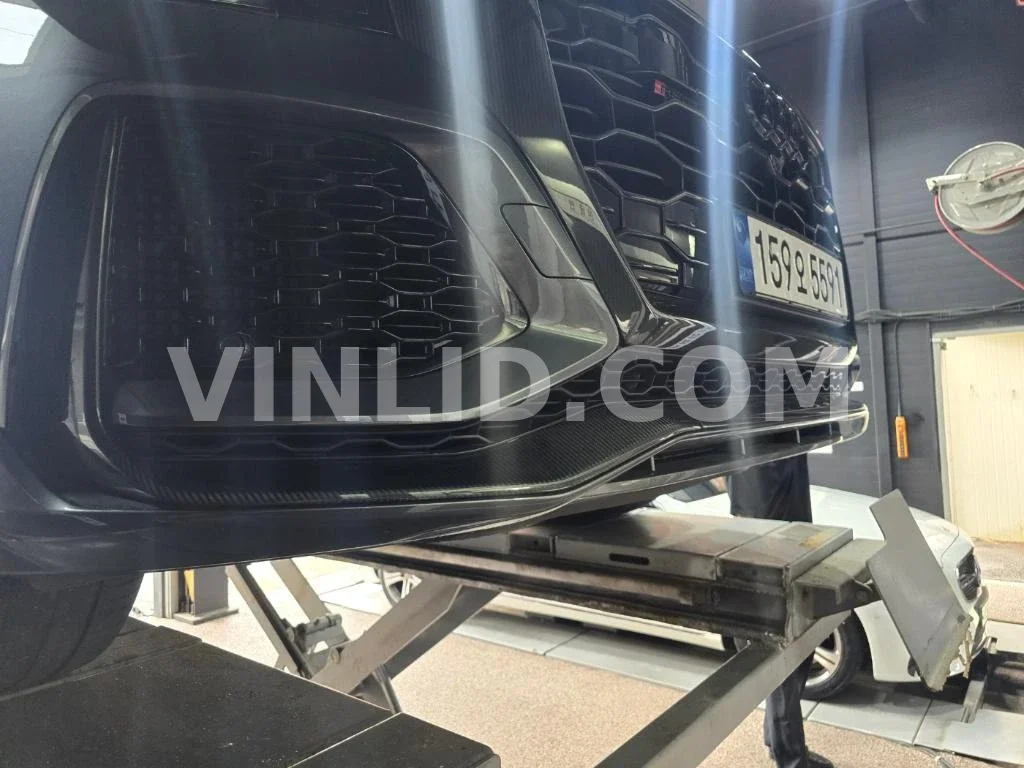 2022 Audi RS Q8 - Photo 1