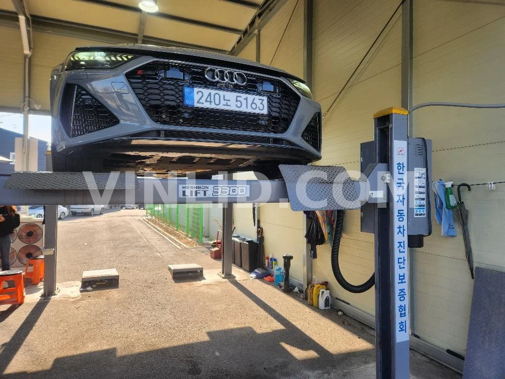 2022 Audi RS 7 - Photo 1