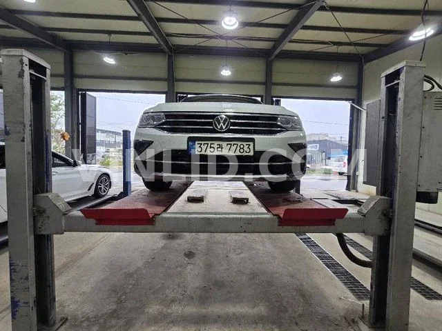 2023 Volkswagen Tiguan - Photo 1