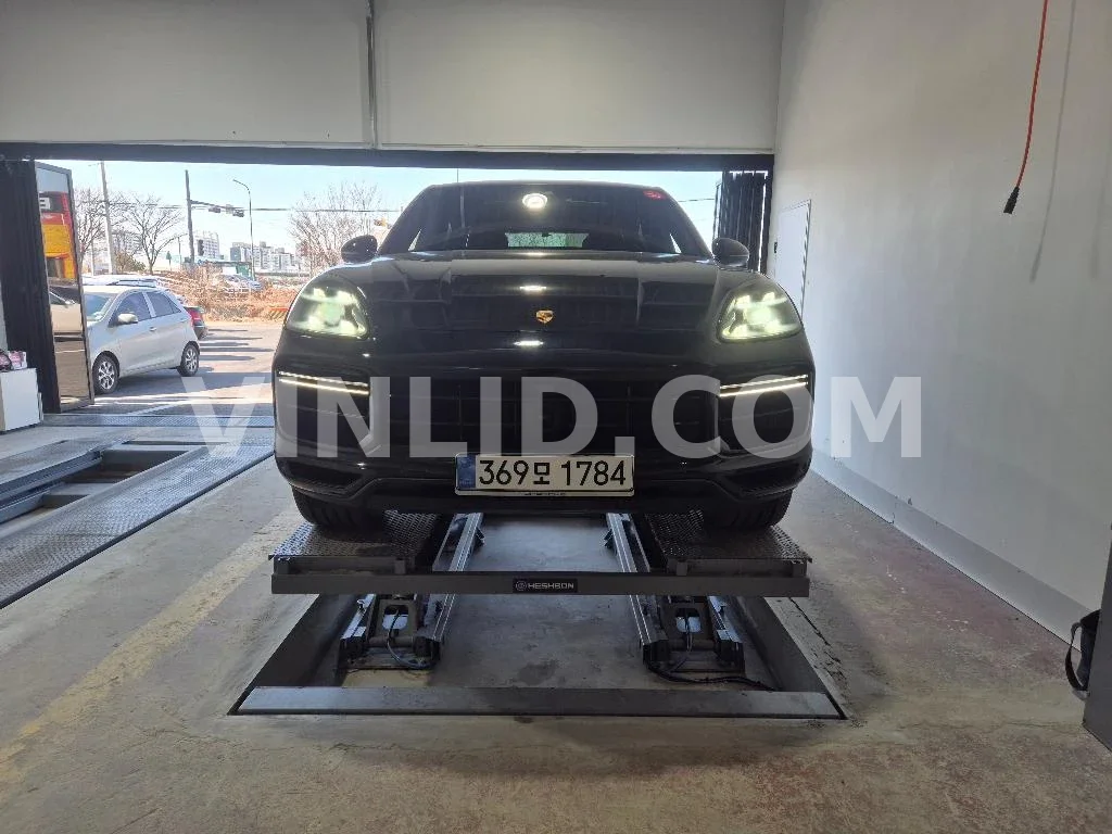 2020 Porsche Cayenne Turbo COUPE (5 Seater ) - Photo 1