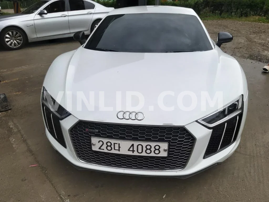 2017 Audi R8 Coupe V10 Plus - Photo 1