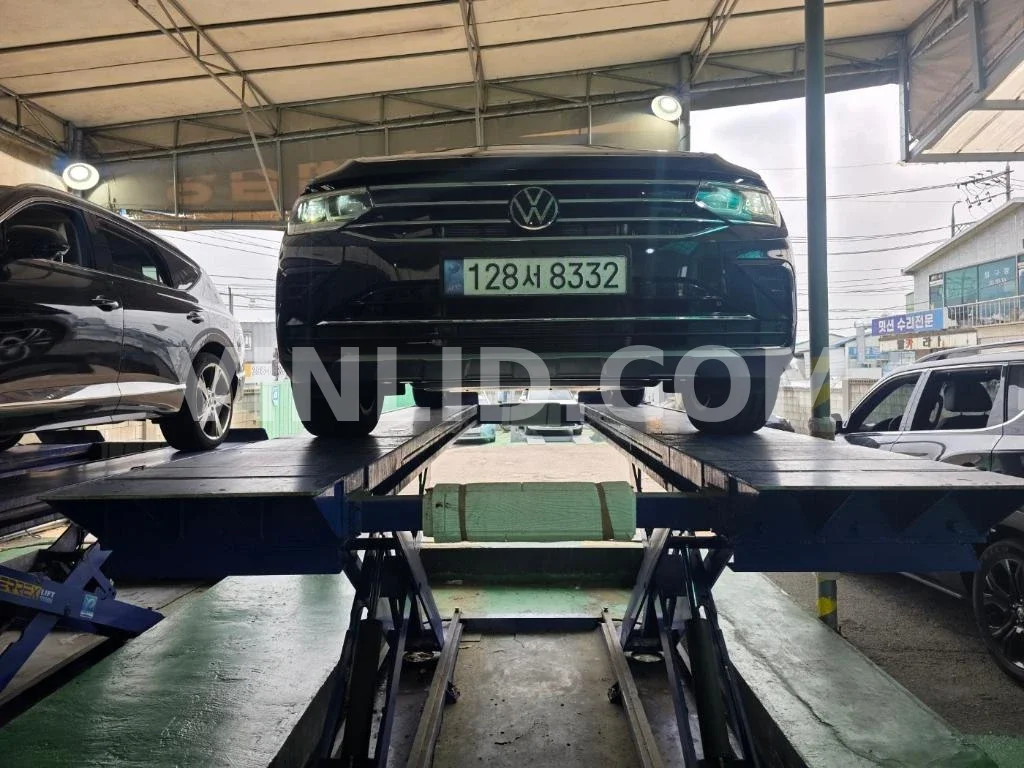 2023 Volkswagen Tiguan 2.0 TDI - Photo 1