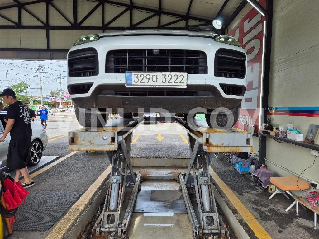 2021 Porsche Cayenne COUPE (5 Seater) - Photo 1