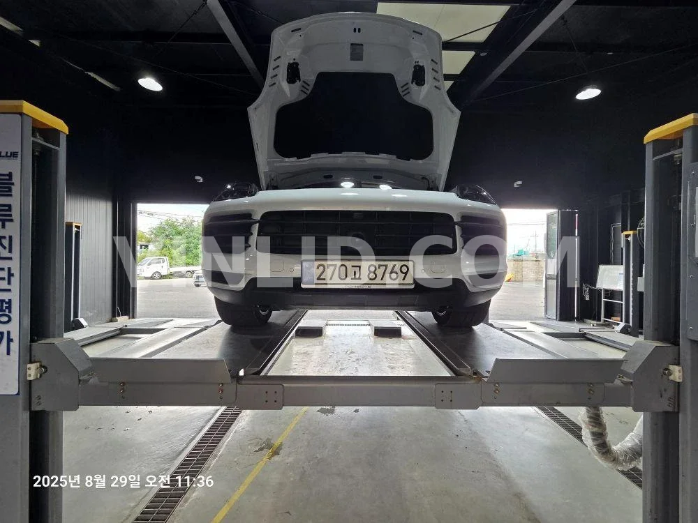 2023 Porsche Cayenne COUPE (5 Seater) - Photo 1