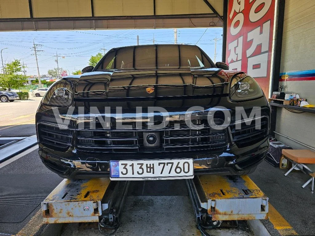 2023 Porsche Cayenne COUPE (5 Seater) - Photo 1