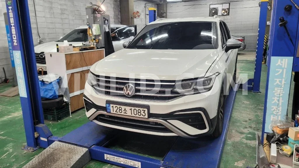 2023 Volkswagen Tiguan Allspace - Photo 1