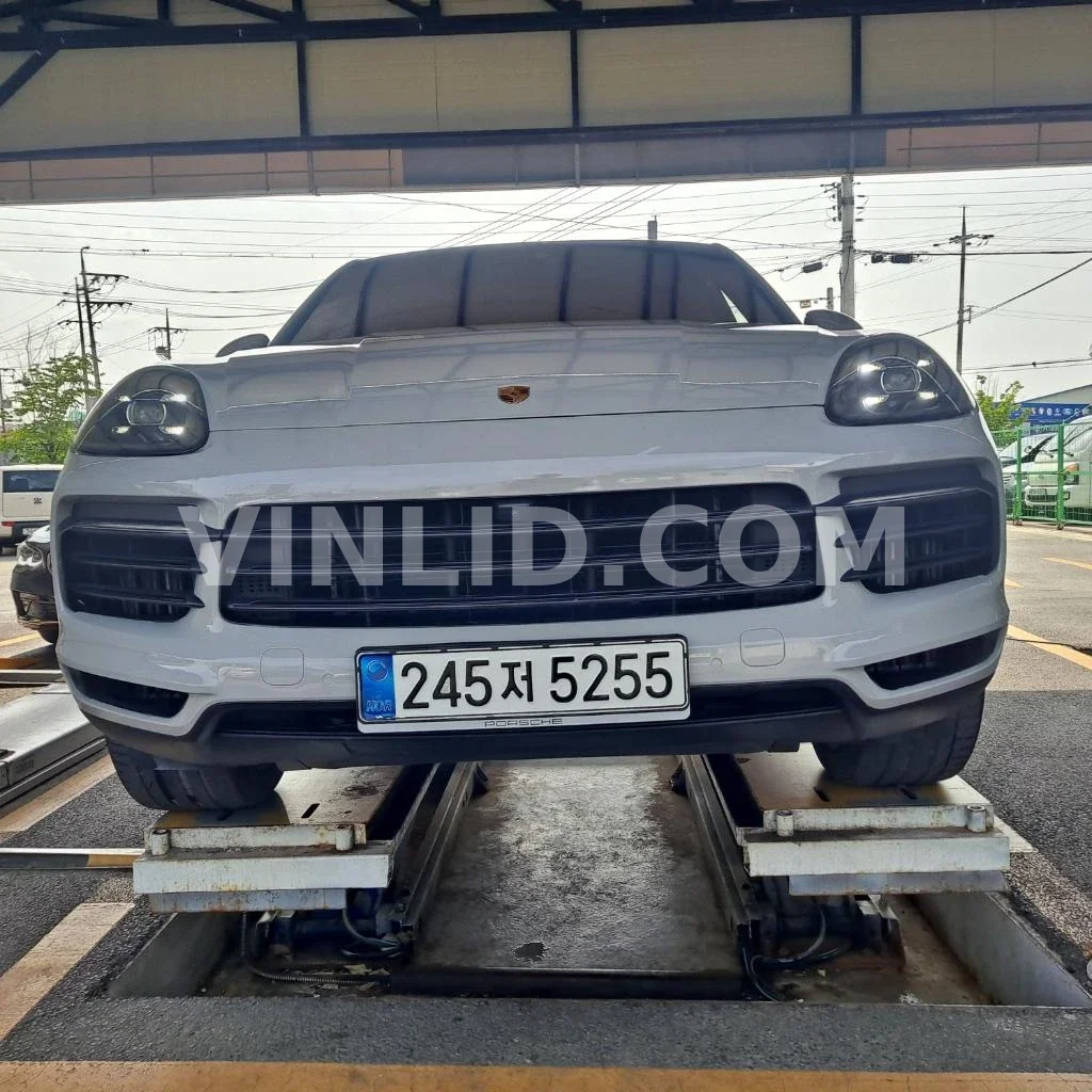 2020 Porsche Cayenne COUPE (5 Seater) - Photo 1