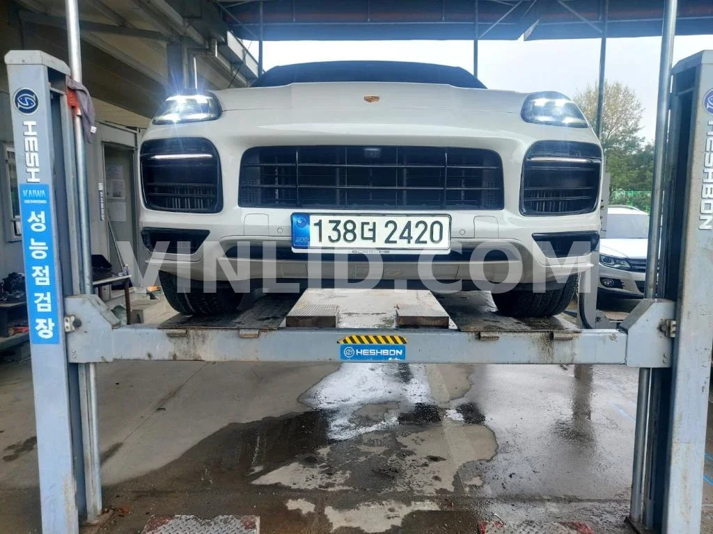 2021 Porsche Cayenne COUPE (5 Seater) - Photo 1