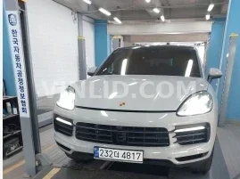 2023 Porsche Cayenne - Photo 1