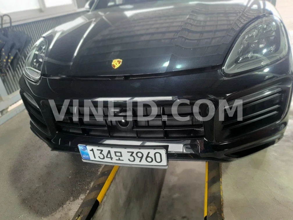 2022 Porsche Cayenne COUPE (5 Seater) - Photo 1
