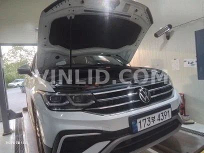 2023 Volkswagen Tiguan Allspace - Photo 1