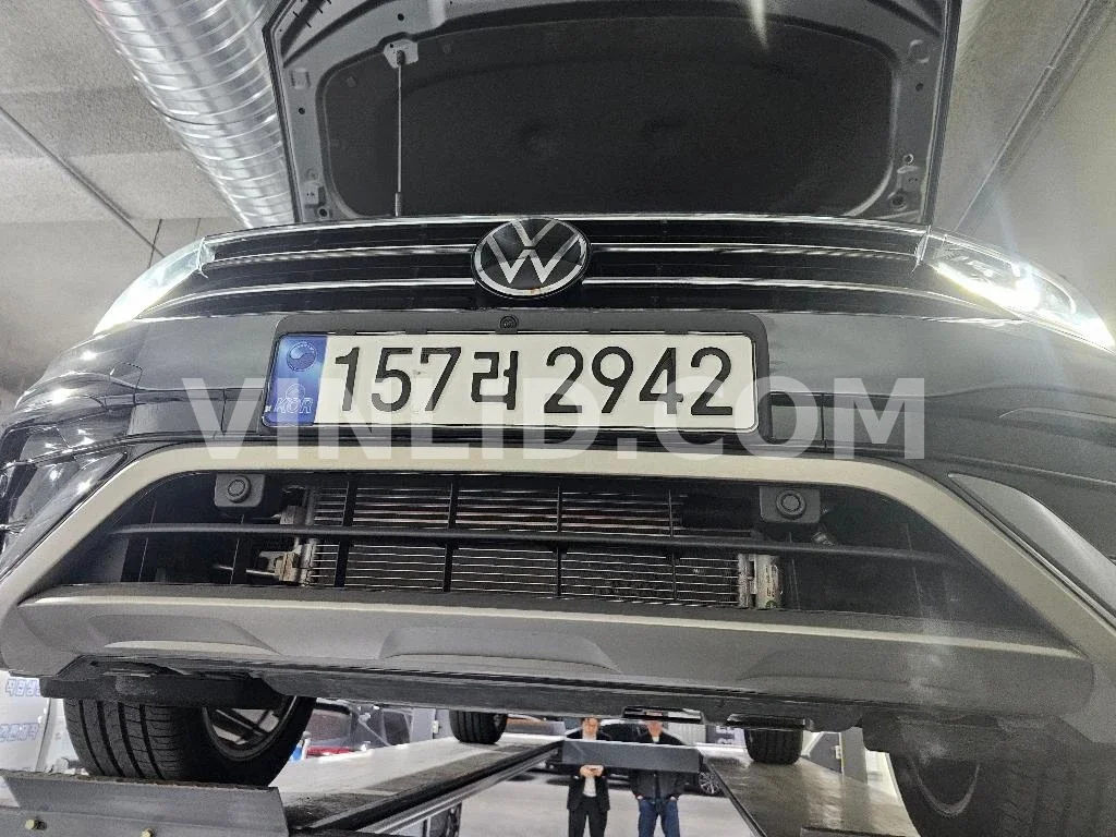 2023 Volkswagen Tiguan Allspace - Photo 1