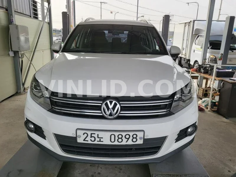 2014 Volkswagen Tiguan 2.0 TDI Blue Motion - Photo 1