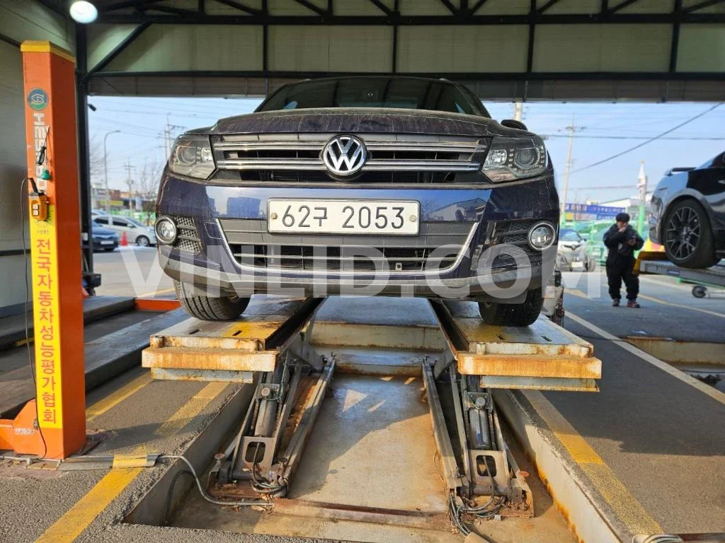 2012 Volkswagen Tiguan 2.0 TDI Blue Motion - Photo 1
