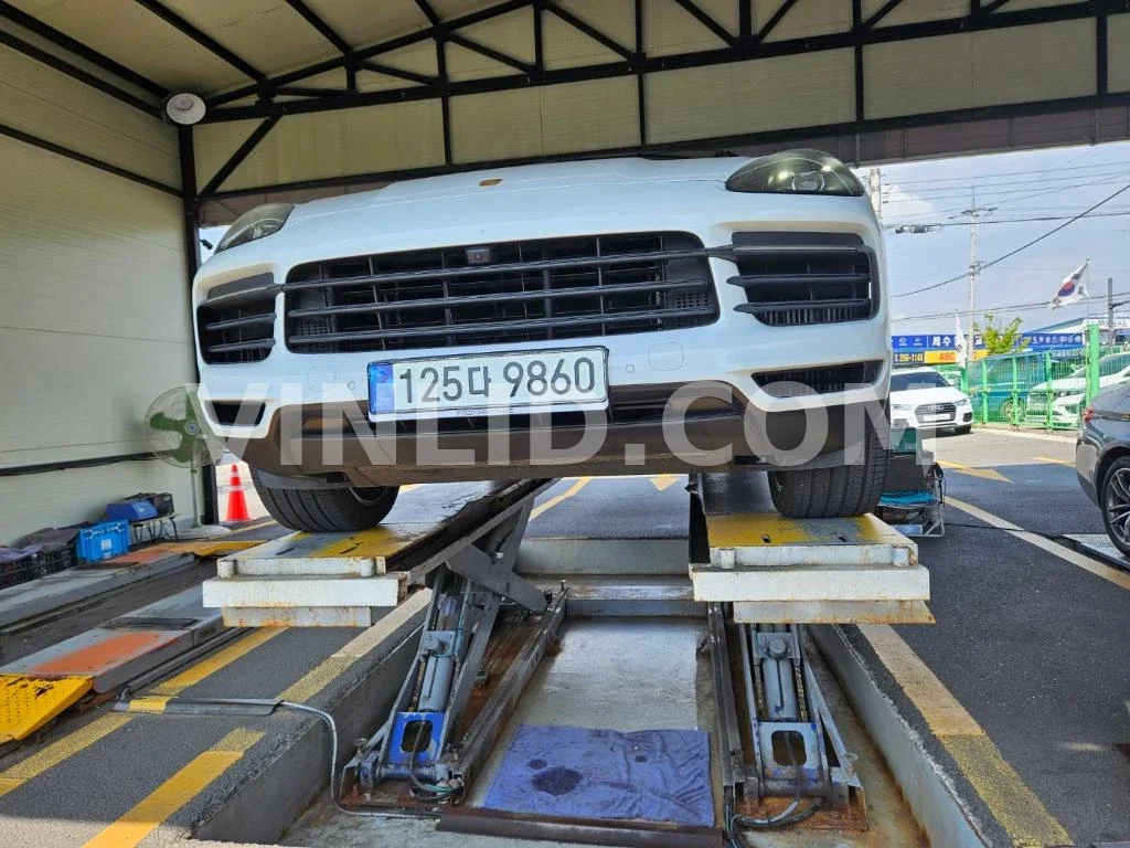 2021 Porsche Cayenne COUPE - Photo 1