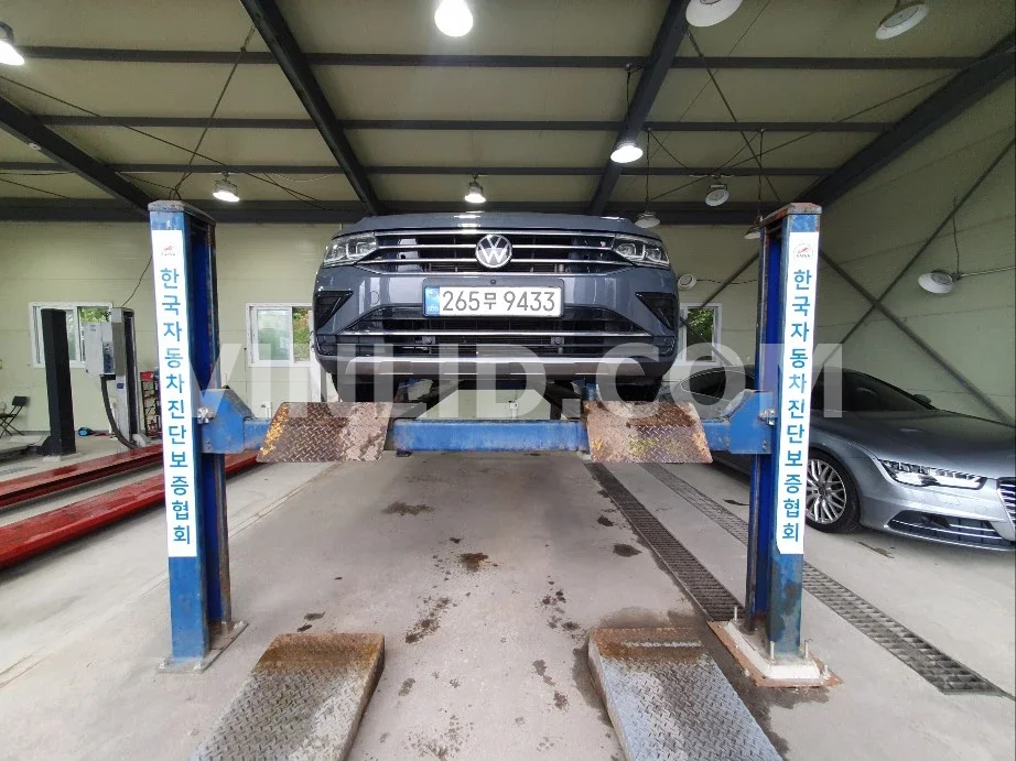 2023 Volkswagen Tiguan 2.0 TDI - Photo 1