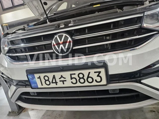 2023 Volkswagen Tiguan E - Photo 1