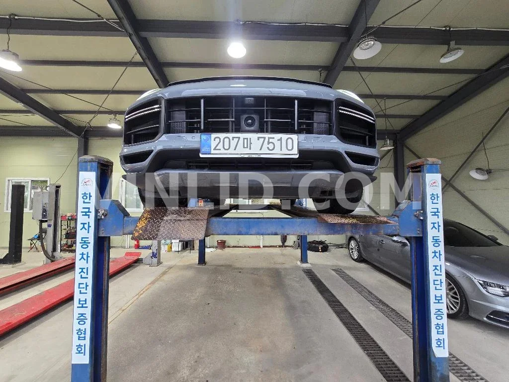 2022 Porsche Cayenne Turbo GT - Photo 1