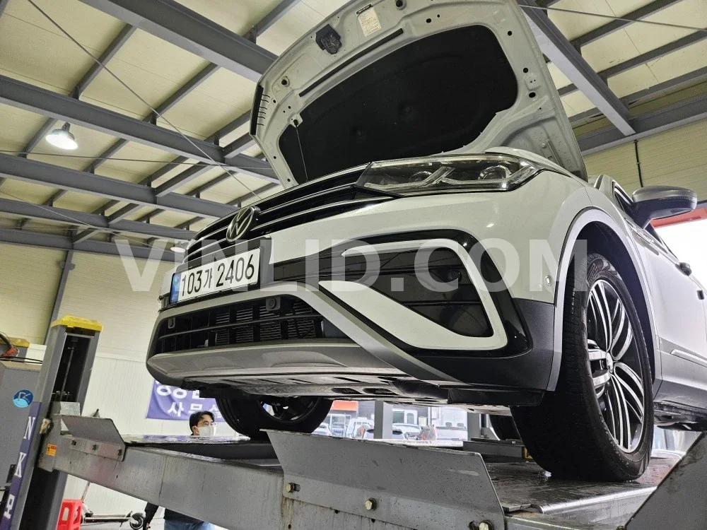 2023 Volkswagen Tiguan Allspace - Photo 1