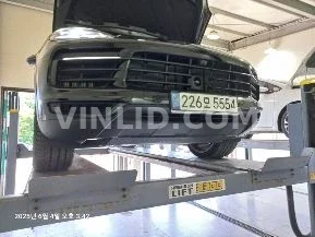 2021 Porsche Cayenne E-Hybrid COUPE (5 Seater) - Photo 1