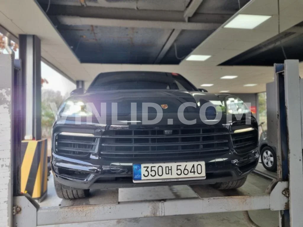 2021 Porsche Cayenne COUPE (5 Seater) - Photo 1