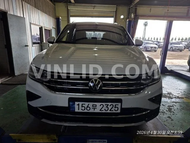 2024 Volkswagen Tiguan - Photo 1