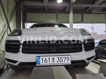 2023 Porsche Cayenne - Photo 1