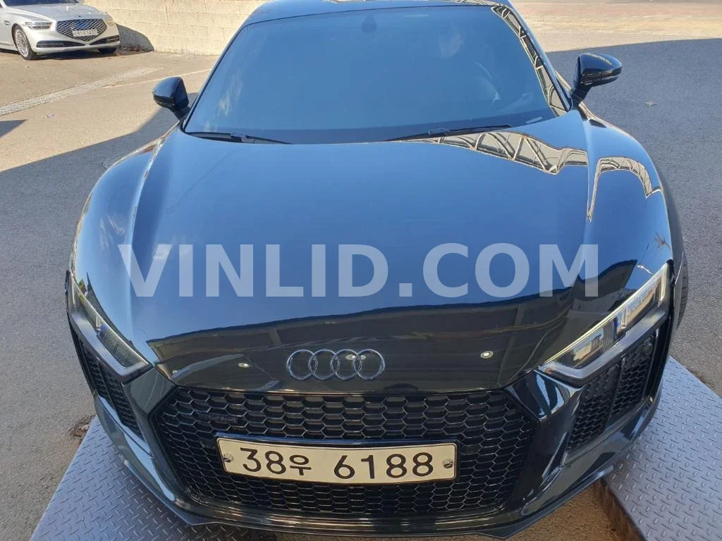 2017 Audi R8 Coupe V10 Plus - Photo 1