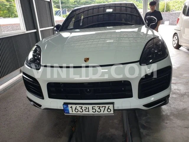 2021 Porsche Cayenne Turbo COUPE - Photo 1