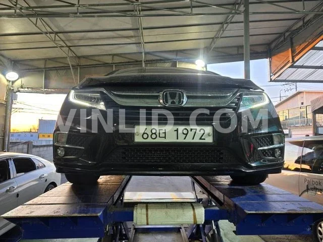 2019 Honda Odyssey - Photo 1