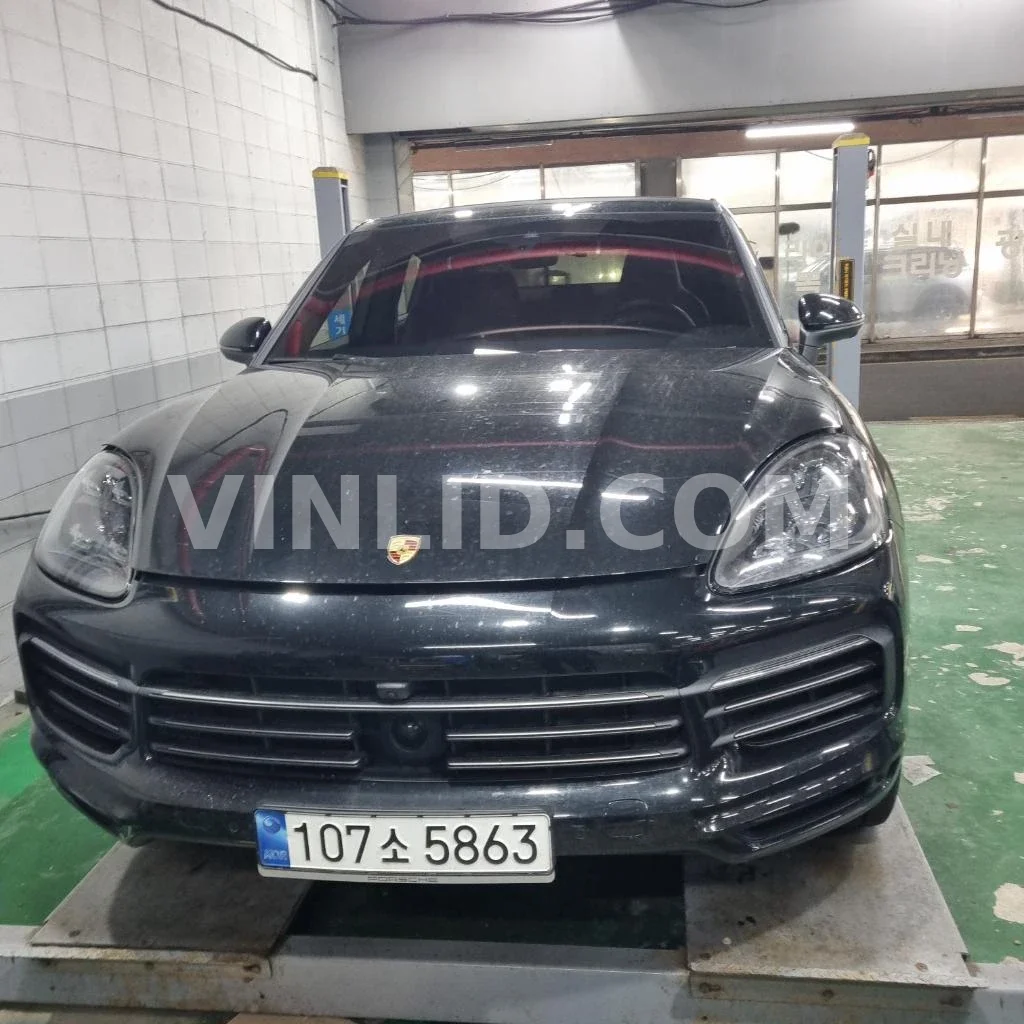 2023 Porsche Cayenne COUPE (5 Seater) - Photo 1