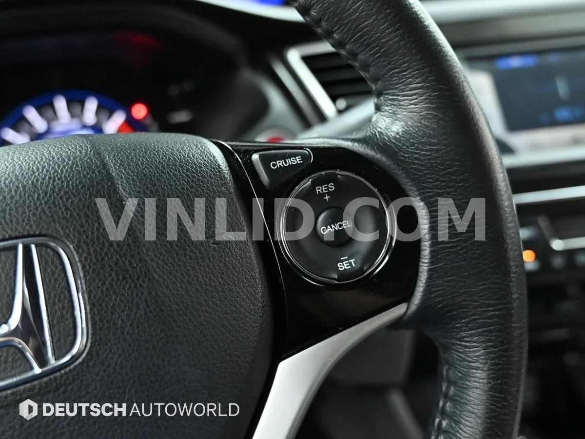 2013 Honda Civic Hybrid - Photo 17