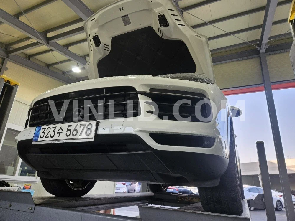 2023 Porsche Cayenne COUPE (5 Seater) - Photo 1