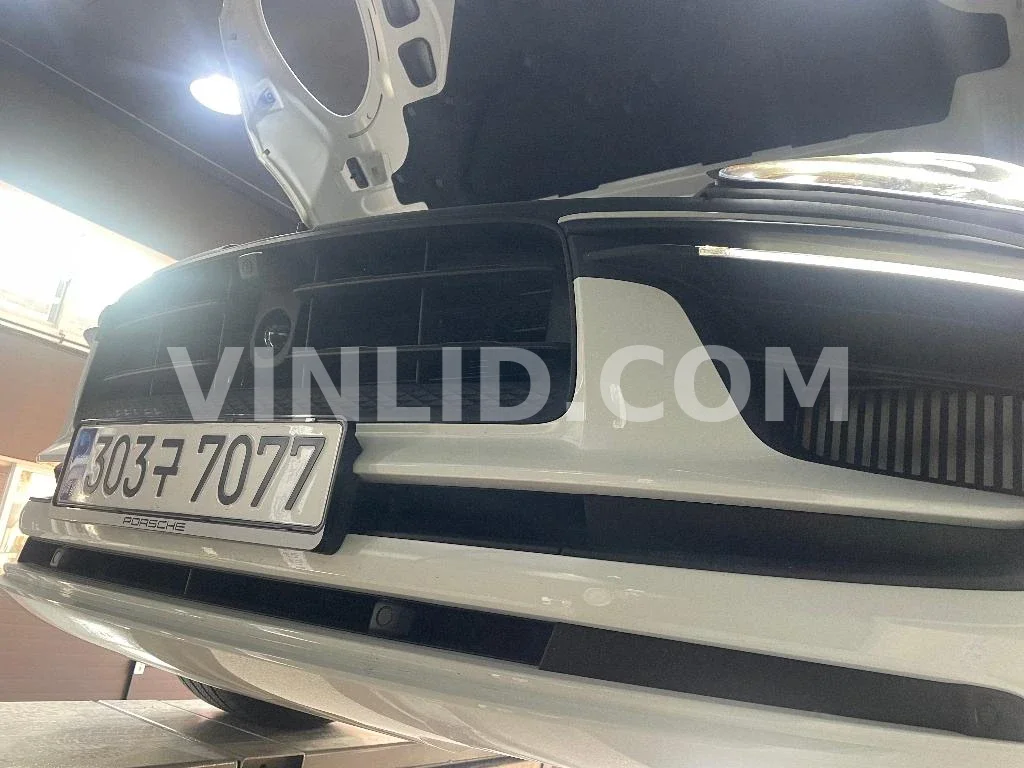 2023 Porsche Macan S - Photo 1
