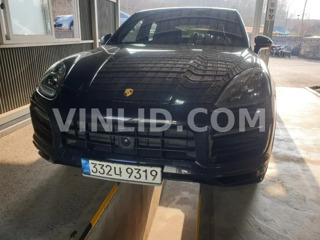 2022 Porsche Cayenne COUPE (5 Seater) - Photo 1