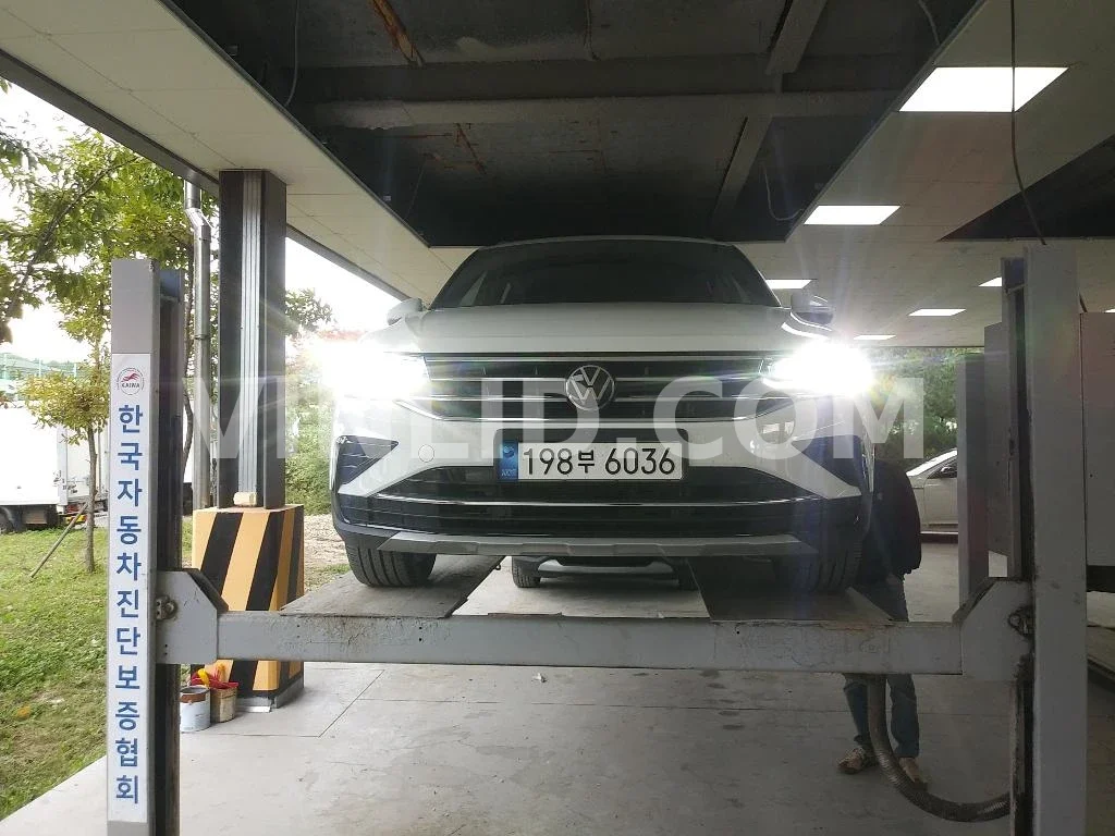 2023 Volkswagen Tiguan 2.0 TDI - Photo 1