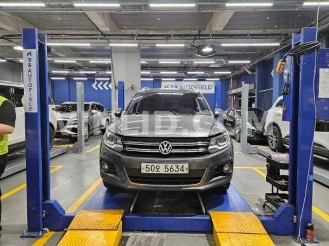 2014 Volkswagen Tiguan - Photo 1