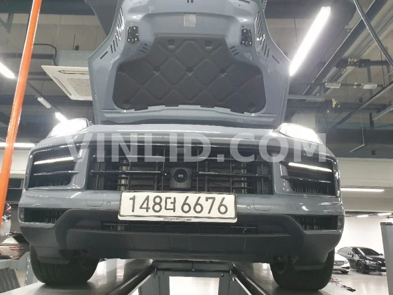 2024 Porsche Cayenne COUPE (5 Seater) - Photo 1