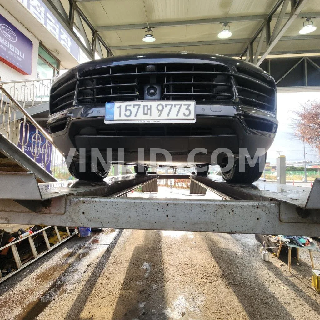 2021 Porsche Cayenne COUPE (5 Seater) - Photo 1