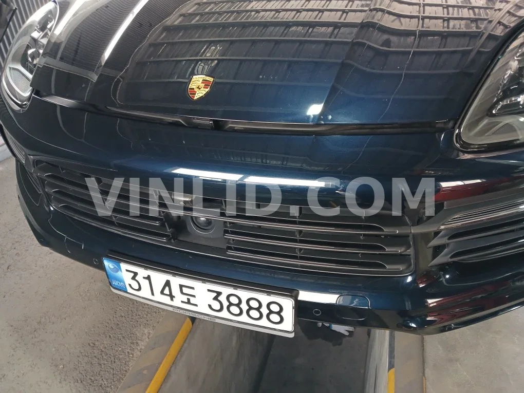 2022 Porsche Cayenne E-Hybrid COUPE (5 Seater) - Photo 1