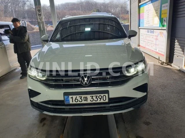 2023 Volkswagen Tiguan 2.0 TDI - Photo 1
