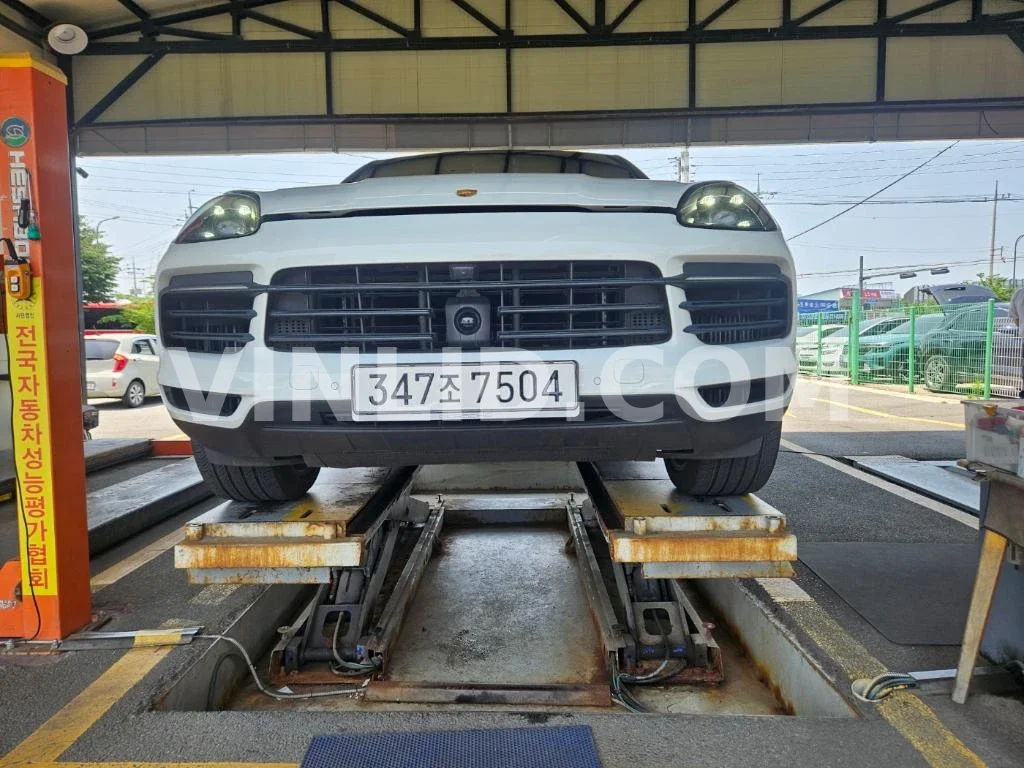 2020 Porsche Cayenne COUPE (5 Seater) - Photo 1