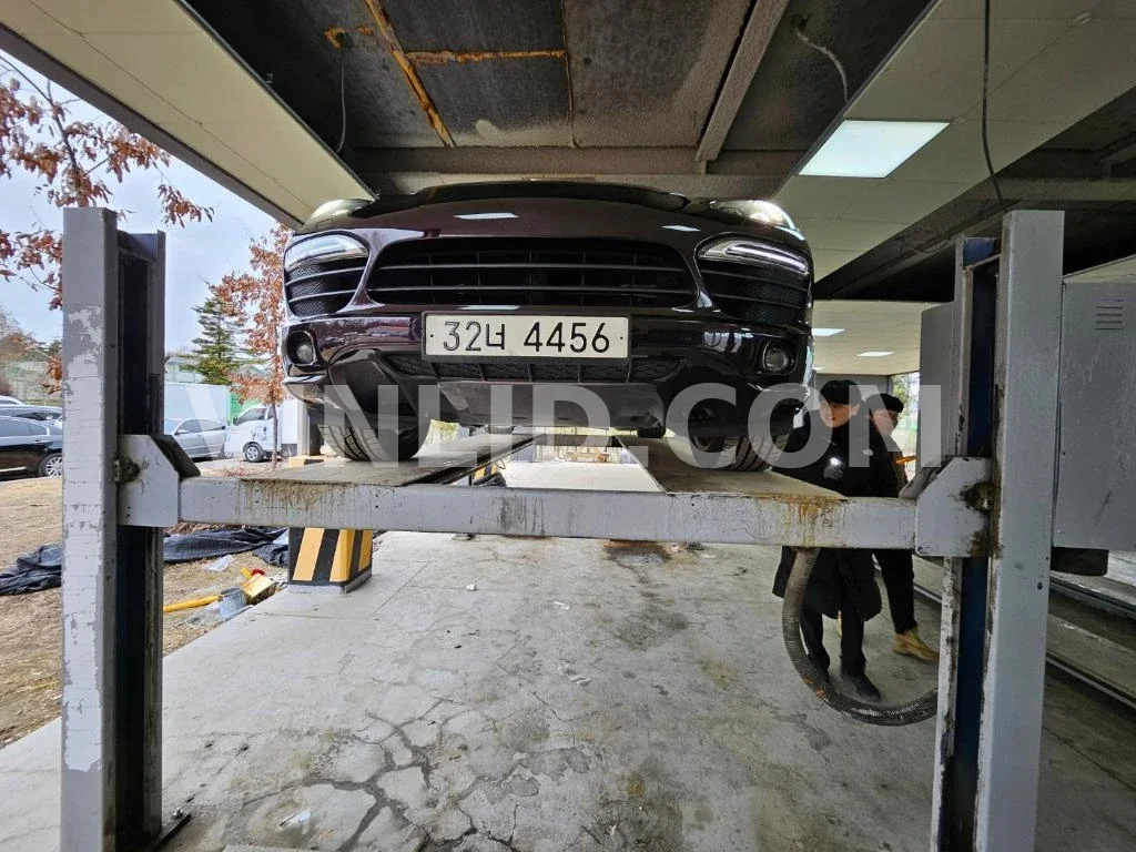 2012 Porsche Cayenne - Photo 1